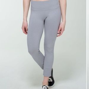 Lululemon Ebb to Street Leggins